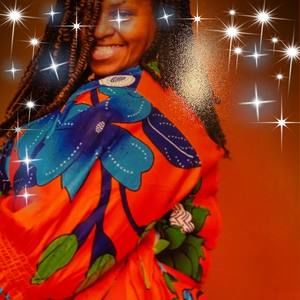 Meet your Posher, Sheila